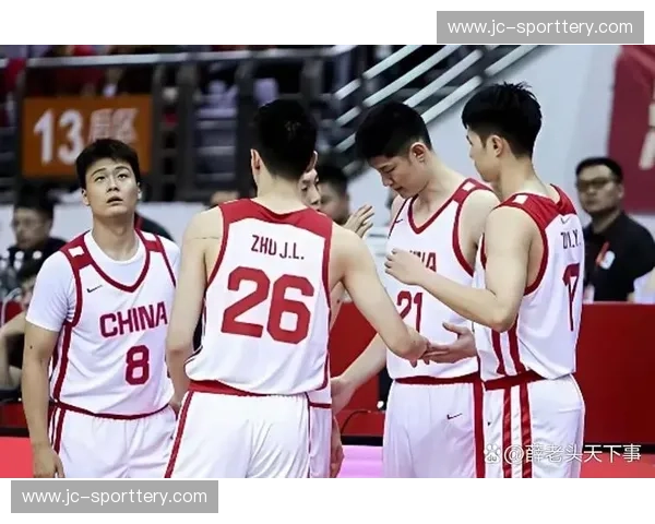 中国男篮阵地战提速战术执行 要求后卫五秒内推进至前场